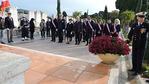 2022 11 01 TOULON HOMMAGE AUX MORTS POUR LA FRANCE CIVILS ET MILITAIRES (28)